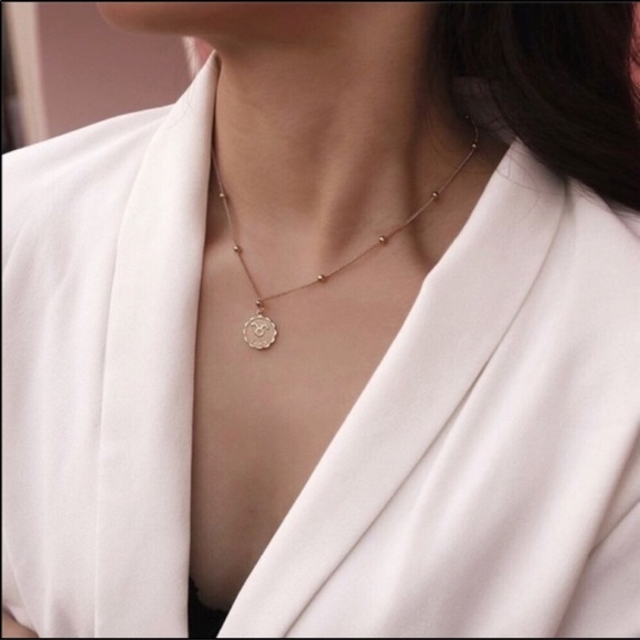 Gold tone zodiac constellation coin necklace - Picture 5 of 6